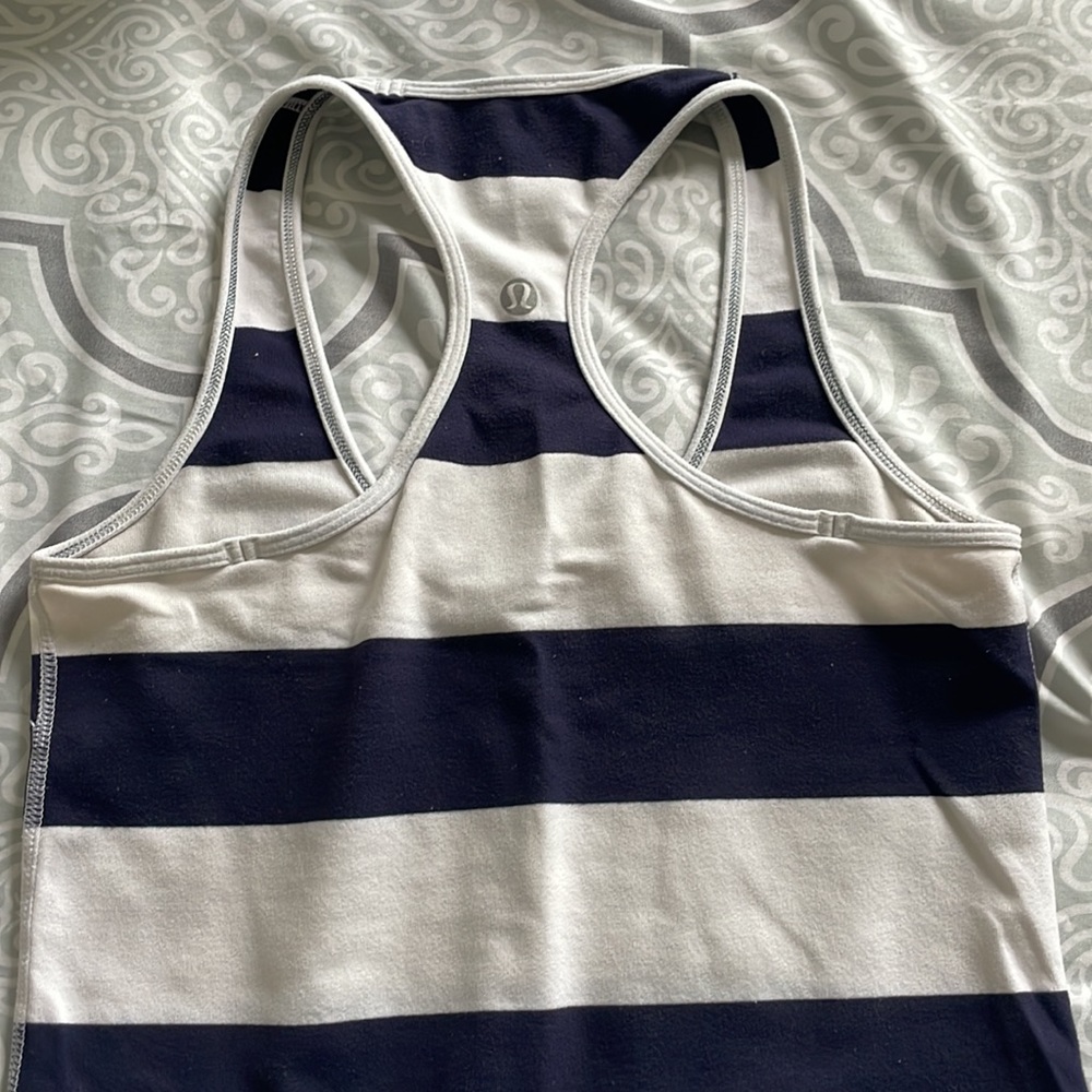 ⛴ Lululemon Racerback Reversible Tank ⛴ - Picture 5 of 7